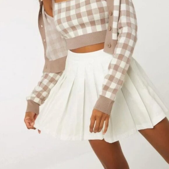 Ardene White Pleated Skirt - Picture 1 of 2